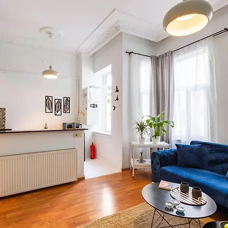 Apartment Walk To Taksim S Istanbul